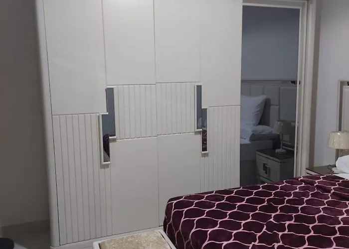 Apartman With Pool Gurdaka